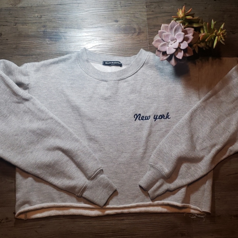 EUC Brandy Melville sweatshirt "New York"